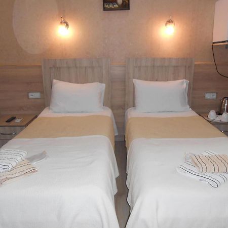 AnSeZa Hotell Kutaisi Rom bilde