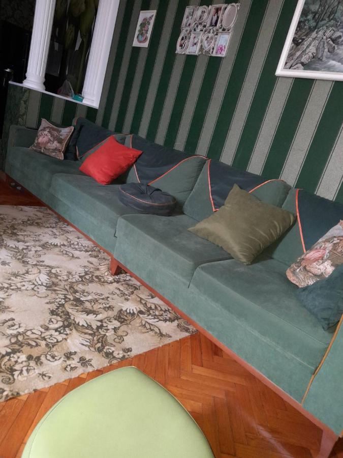 AnSeZa Hotell Kutaisi Eksteriør bilde