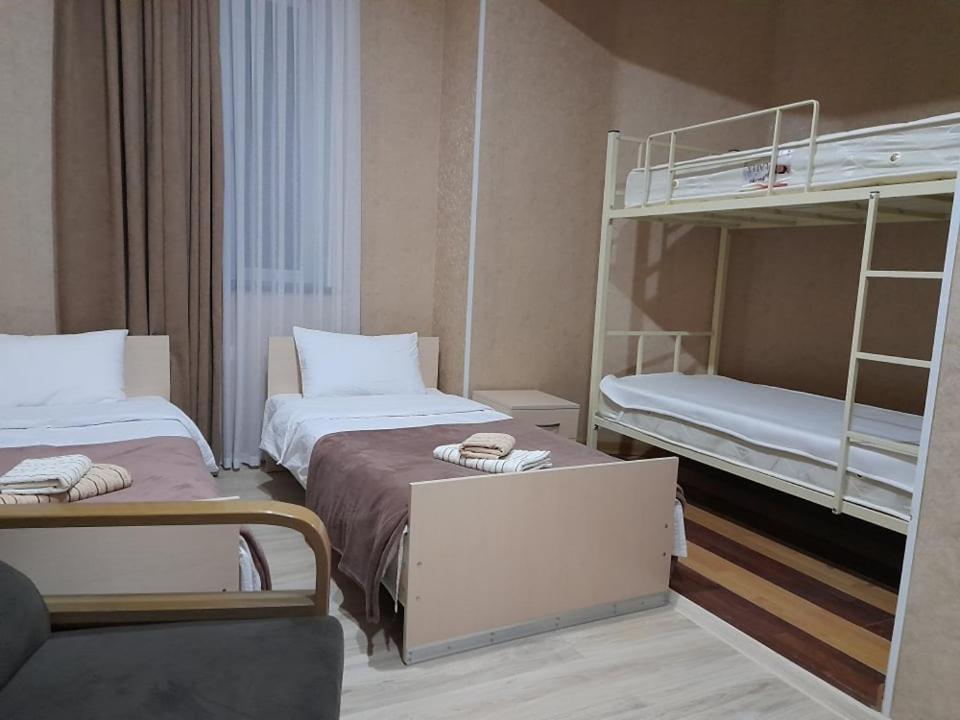 AnSeZa Hotell Kutaisi Eksteriør bilde